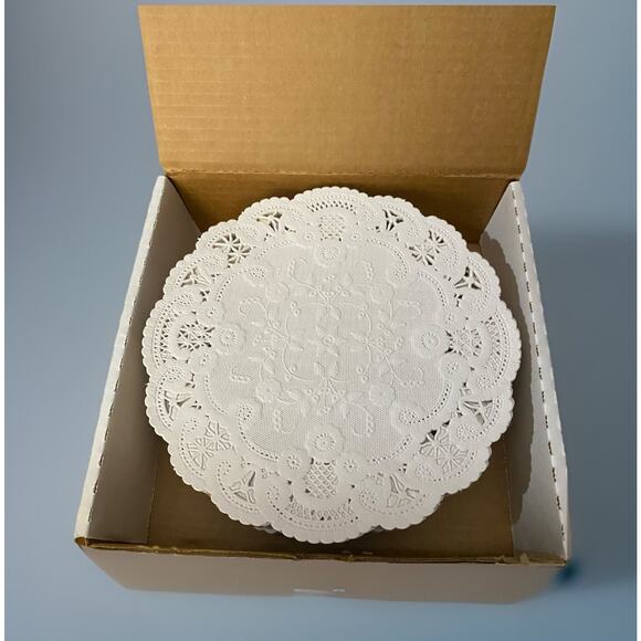 500 - 8" White French Lace Paper Doilies by Smith-Lee Co. Inc. - Picture 1 of 3